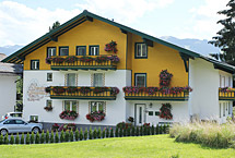 Very quiet but central part of the Obere Leiten area of Ramsau.